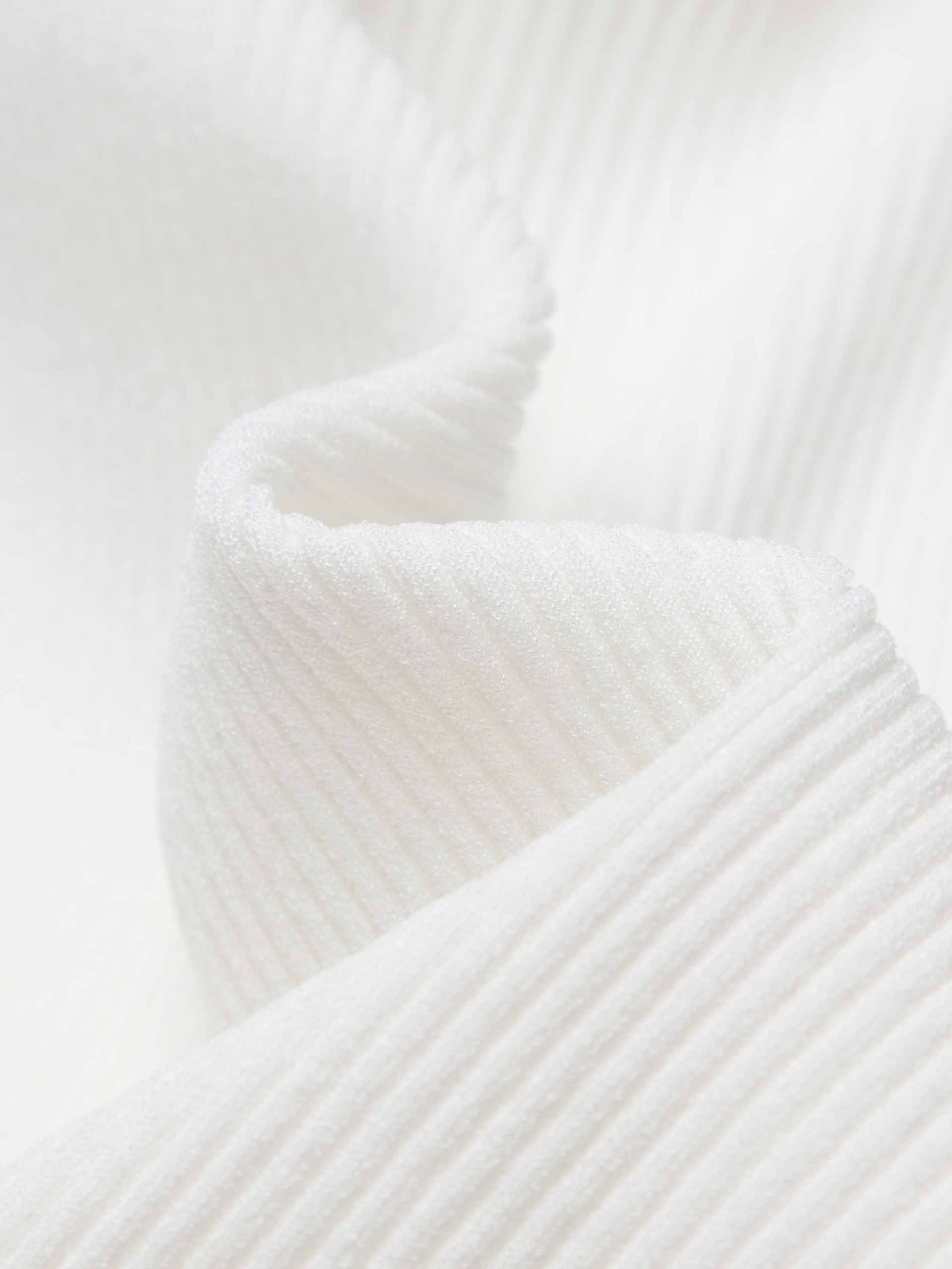 Spaghetti Straps Knitted Tank Top - Image 4