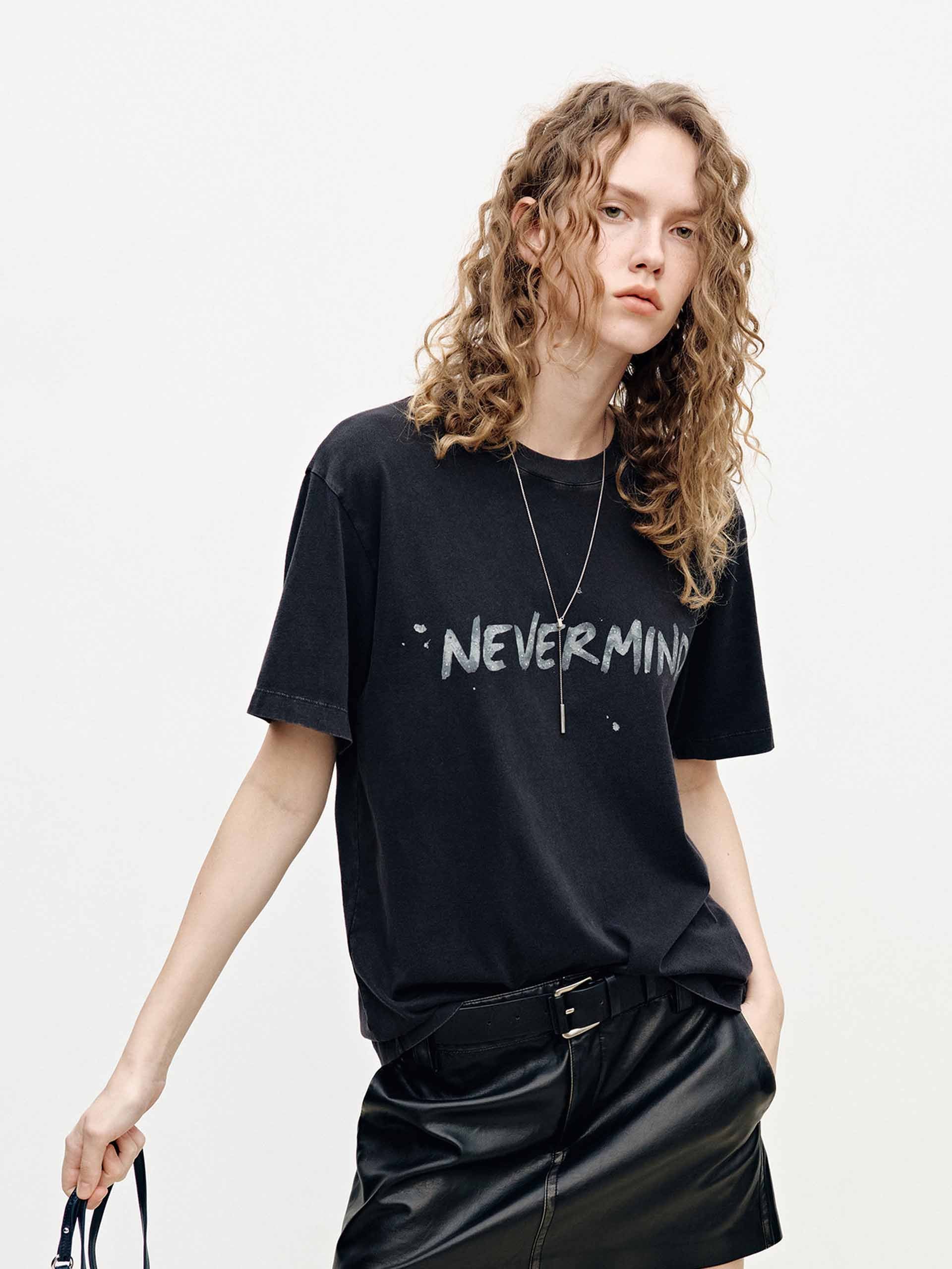Splatter Print Rhinestone T-shirt