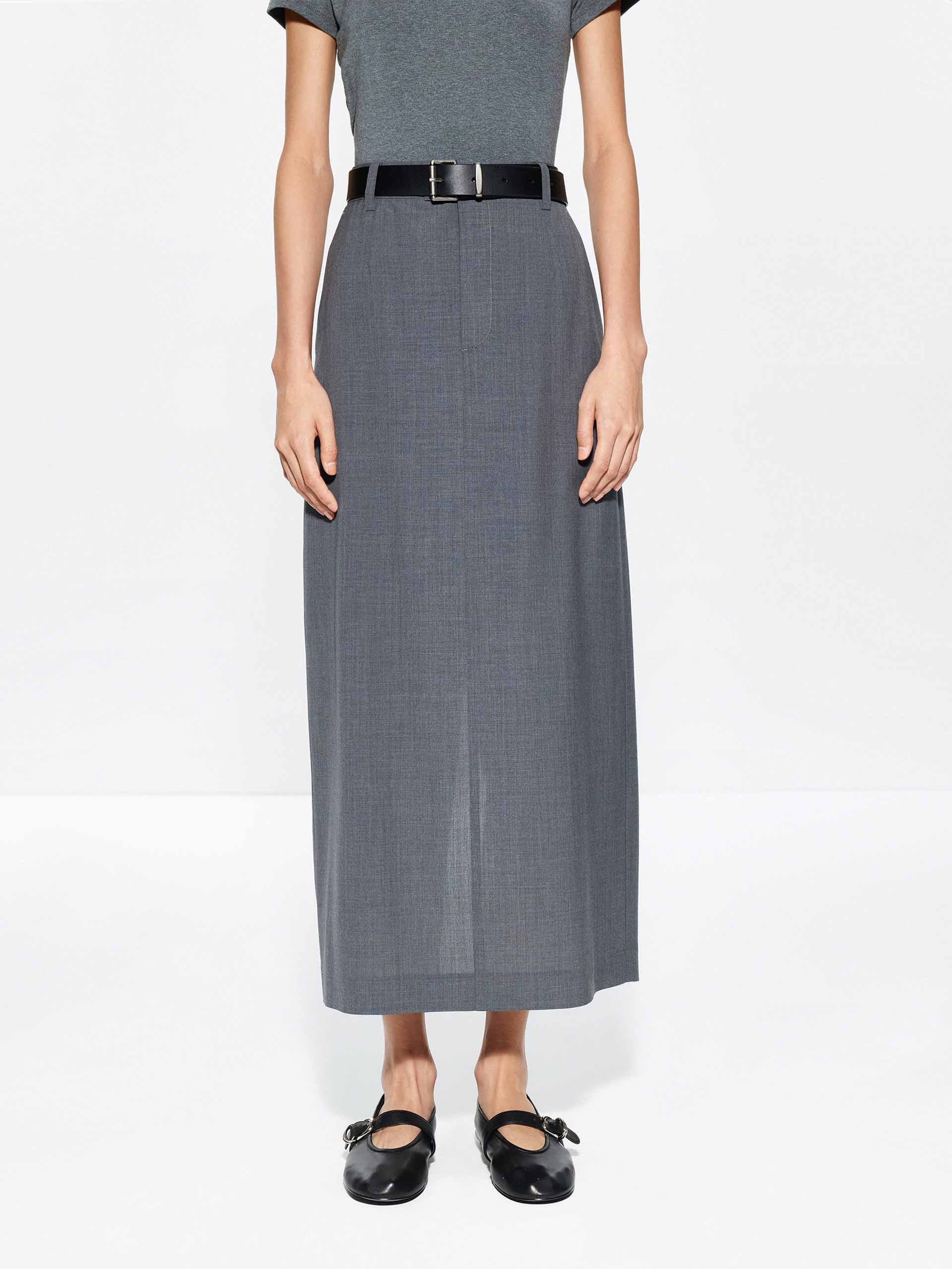 Straight Cut Back Slit Skirt