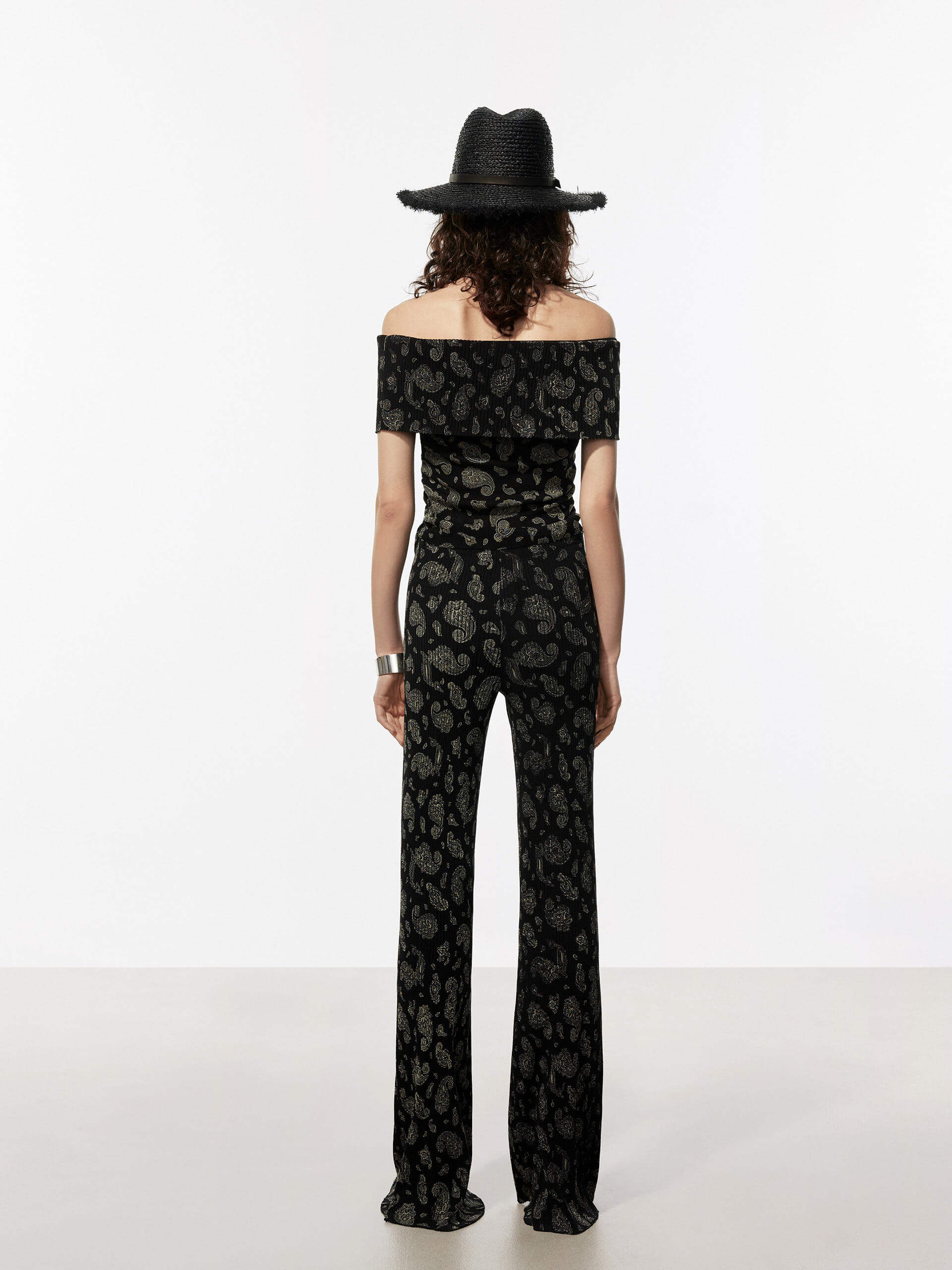Stretchy Paisley Print Top - Image 13