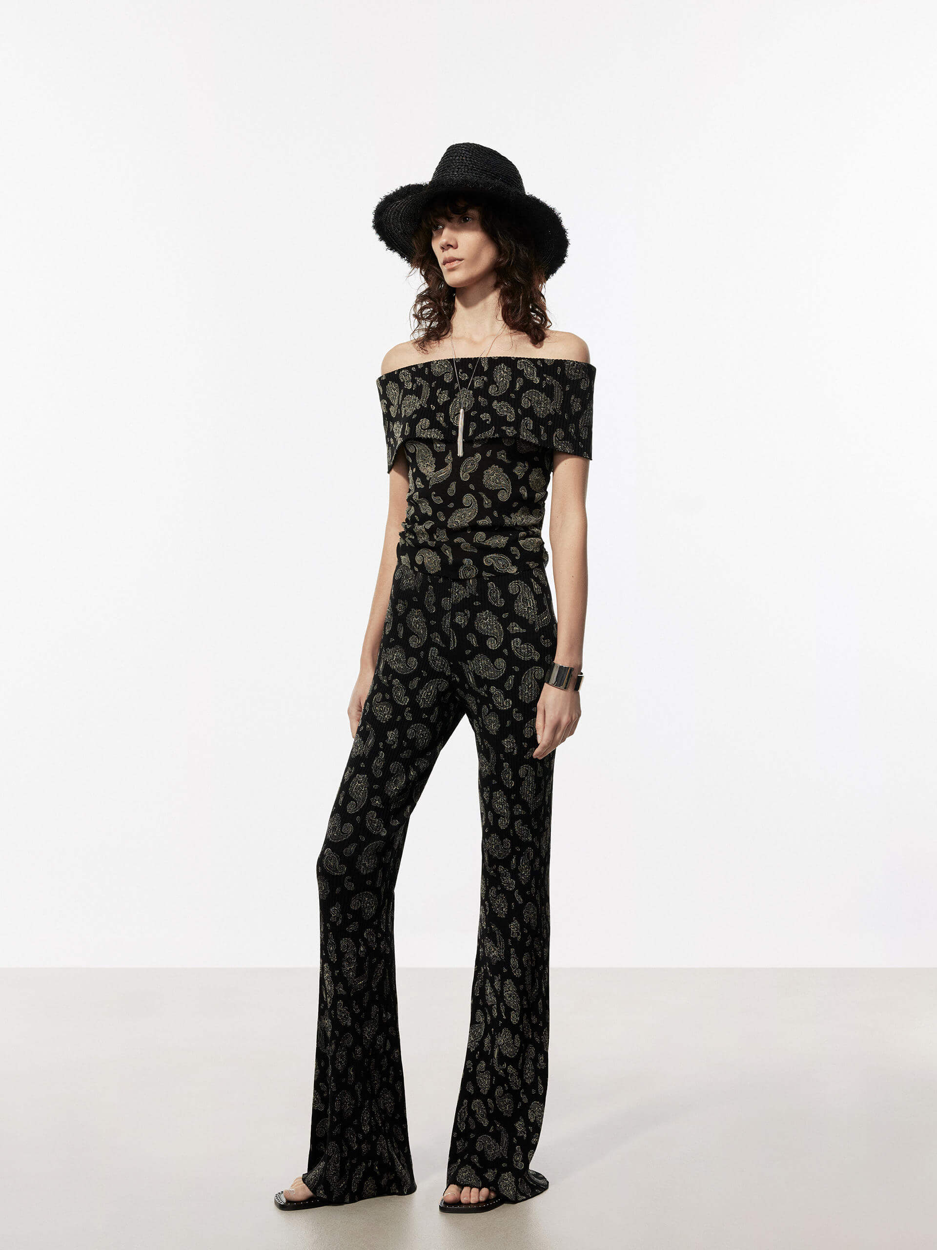 Stretchy Paisley Print Top - Image 15