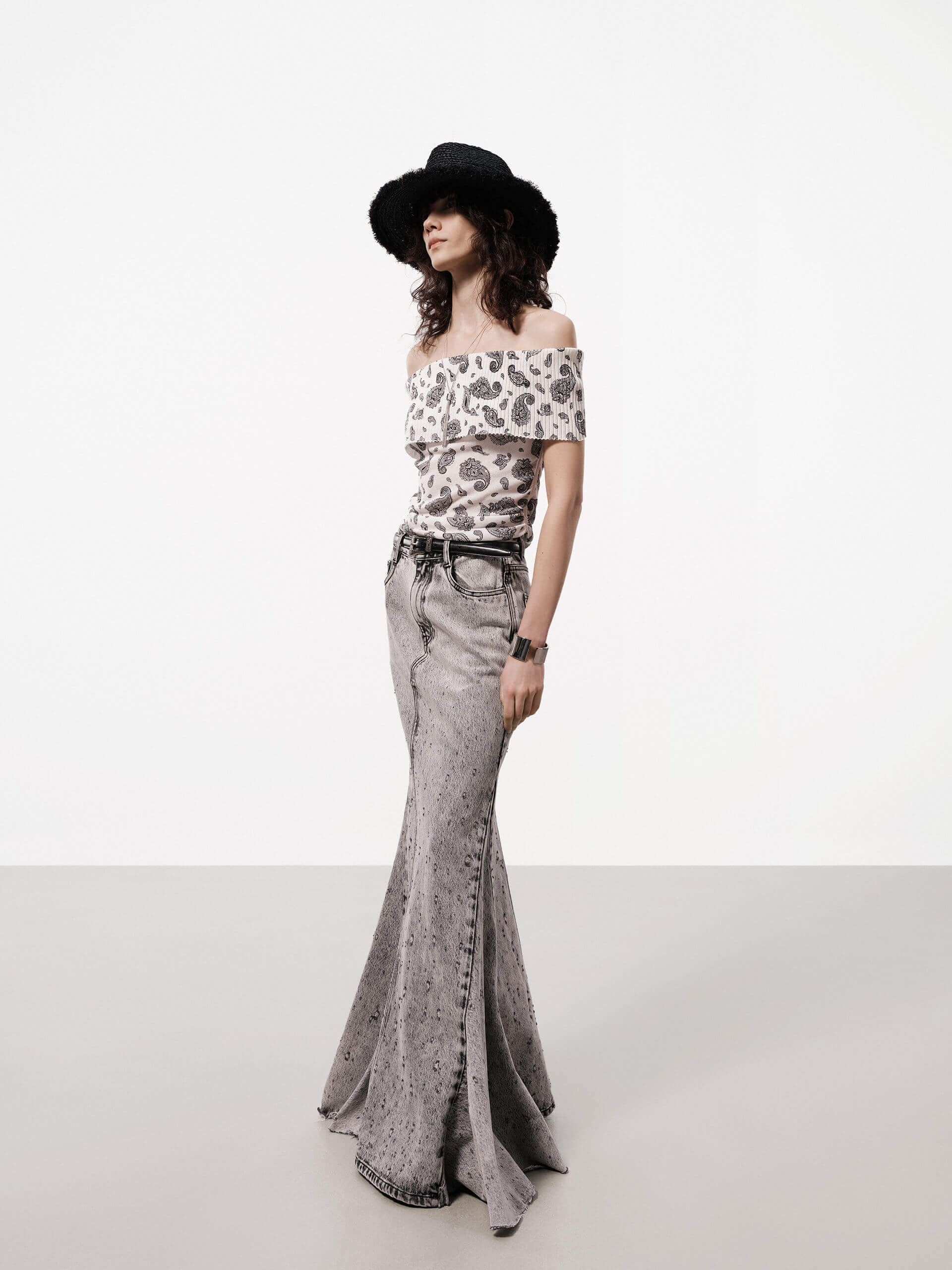 Stretchy Paisley Print Top - Image 7