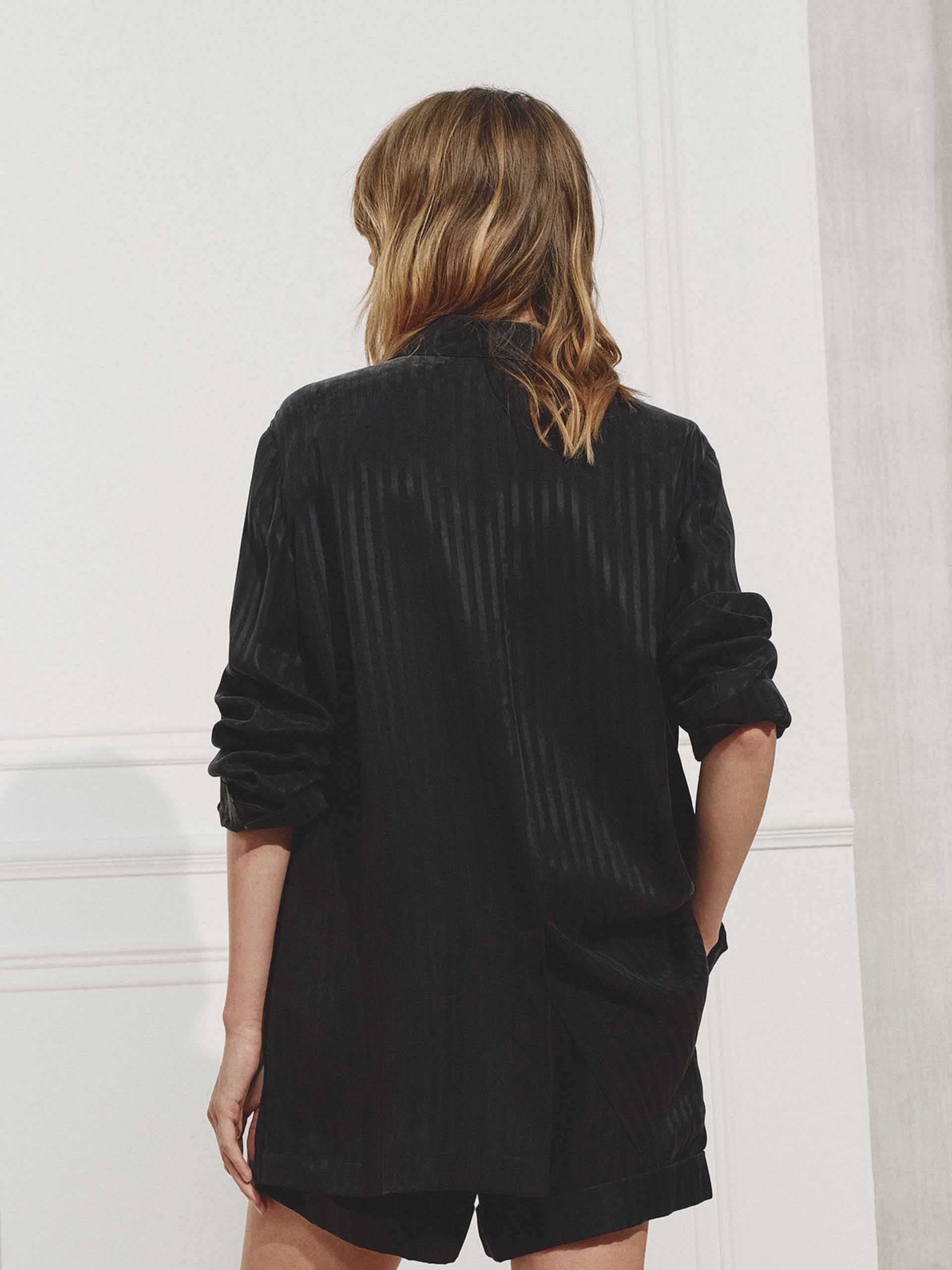 Textured Finish Cupro Blazer - Image 11