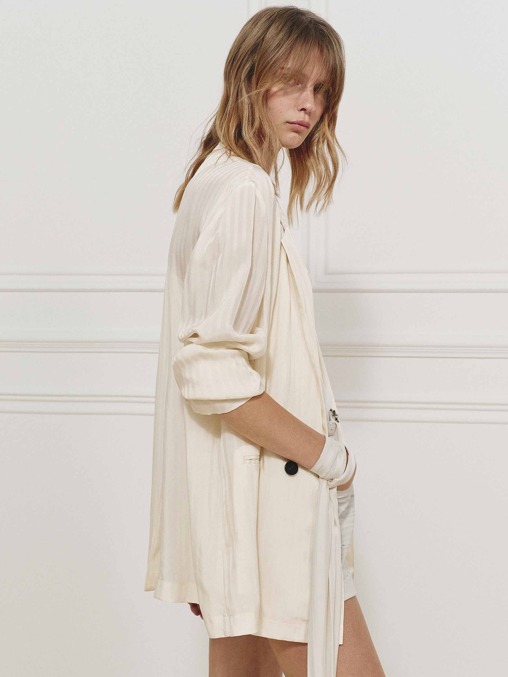 Textured Finish Cupro Blazer - Image 6