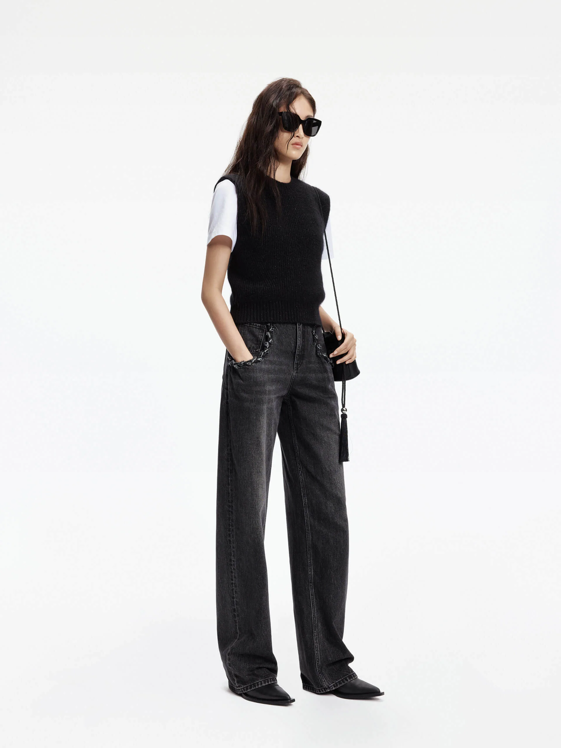 Trim Detail Straight Jeans - Image 17
