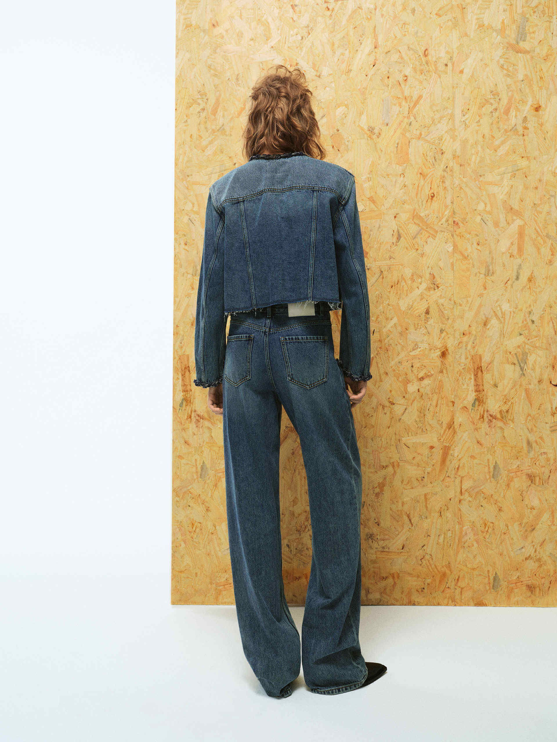Trim Detail Straight Jeans - Image 3
