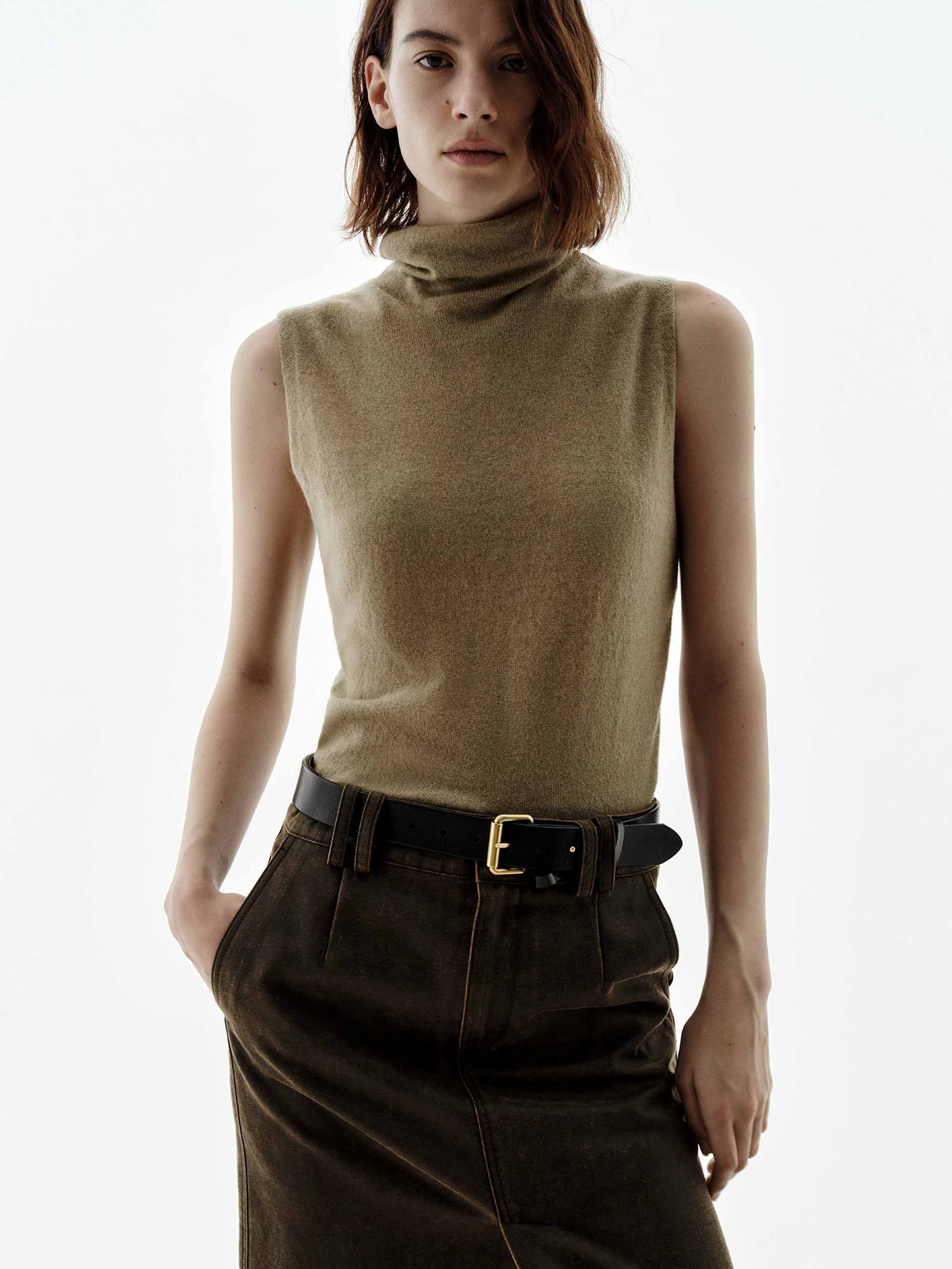 Turtleneck Sleeveless Sweater