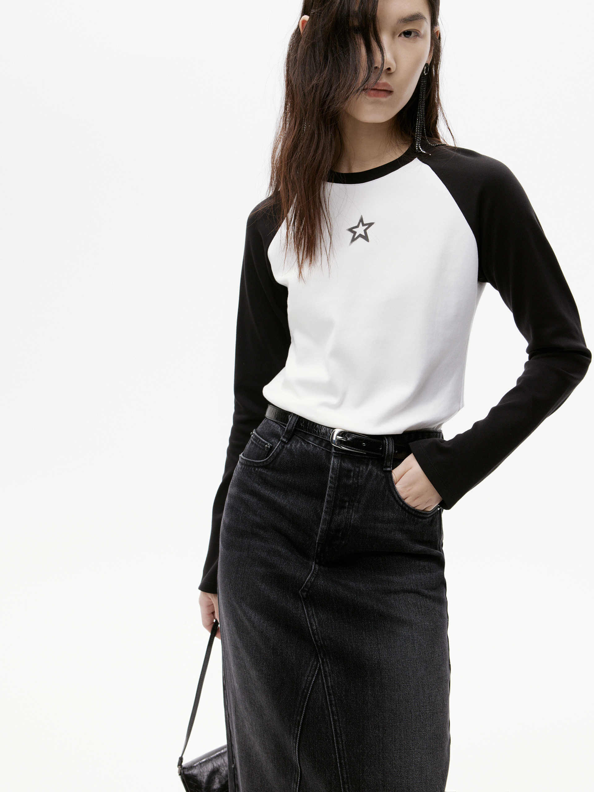 Two Tone Slim Fit T-shirt - Image 9