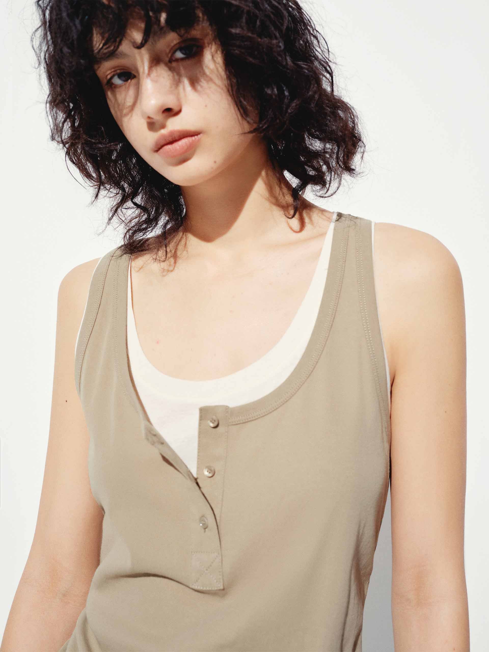 U-neck Layered Tank Top - Image 7