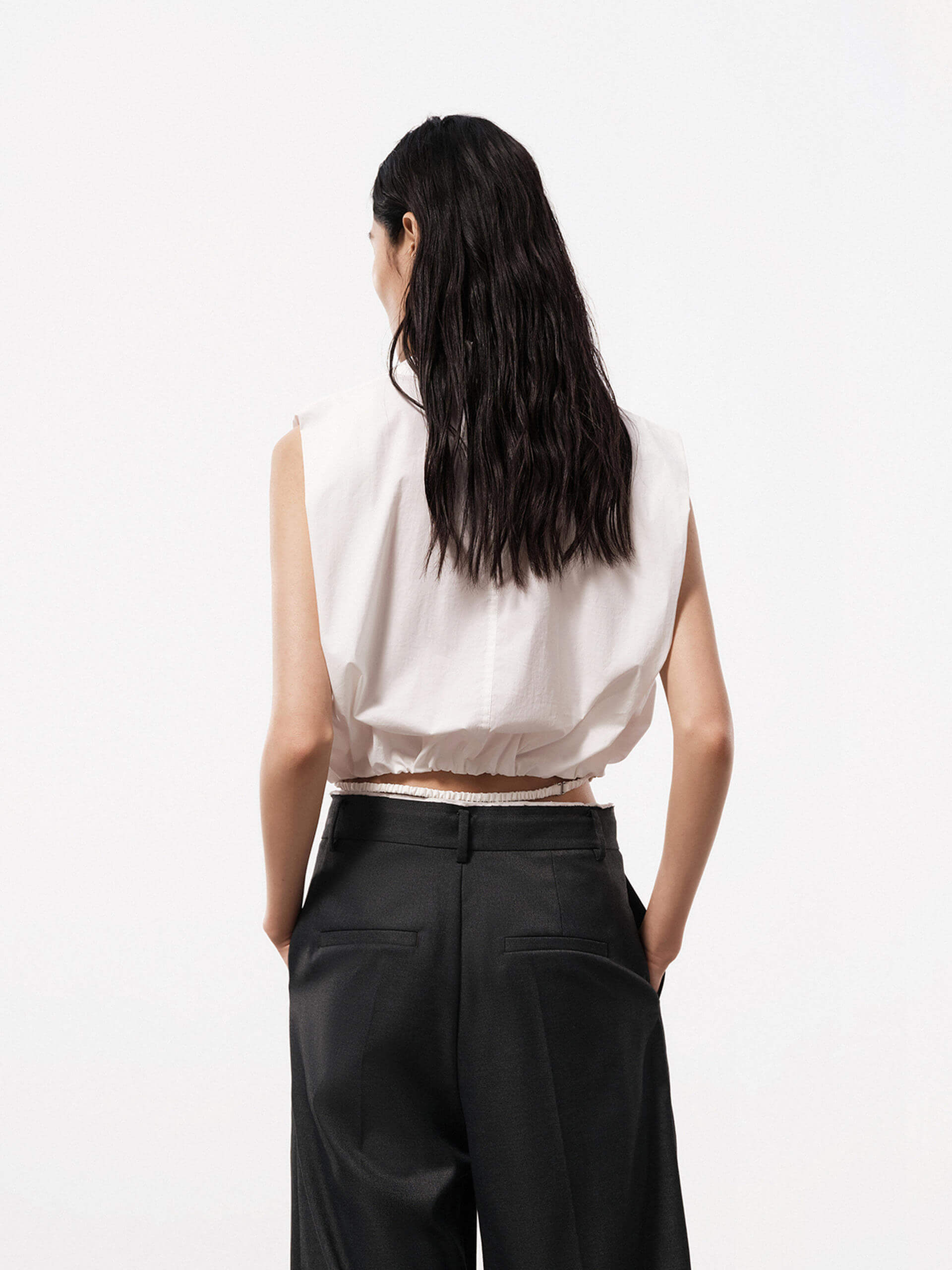 V-neck Cropped Top - Image 14