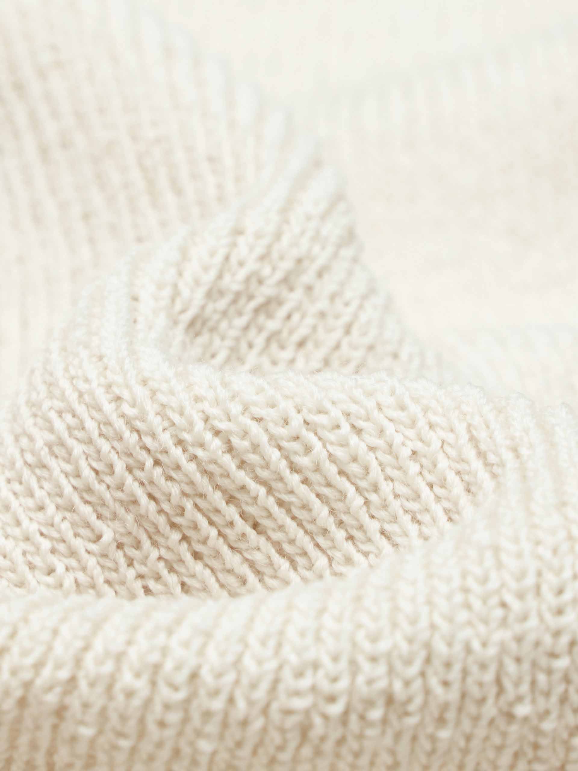 V-neck Fitted Wool Cardigan - Image 4