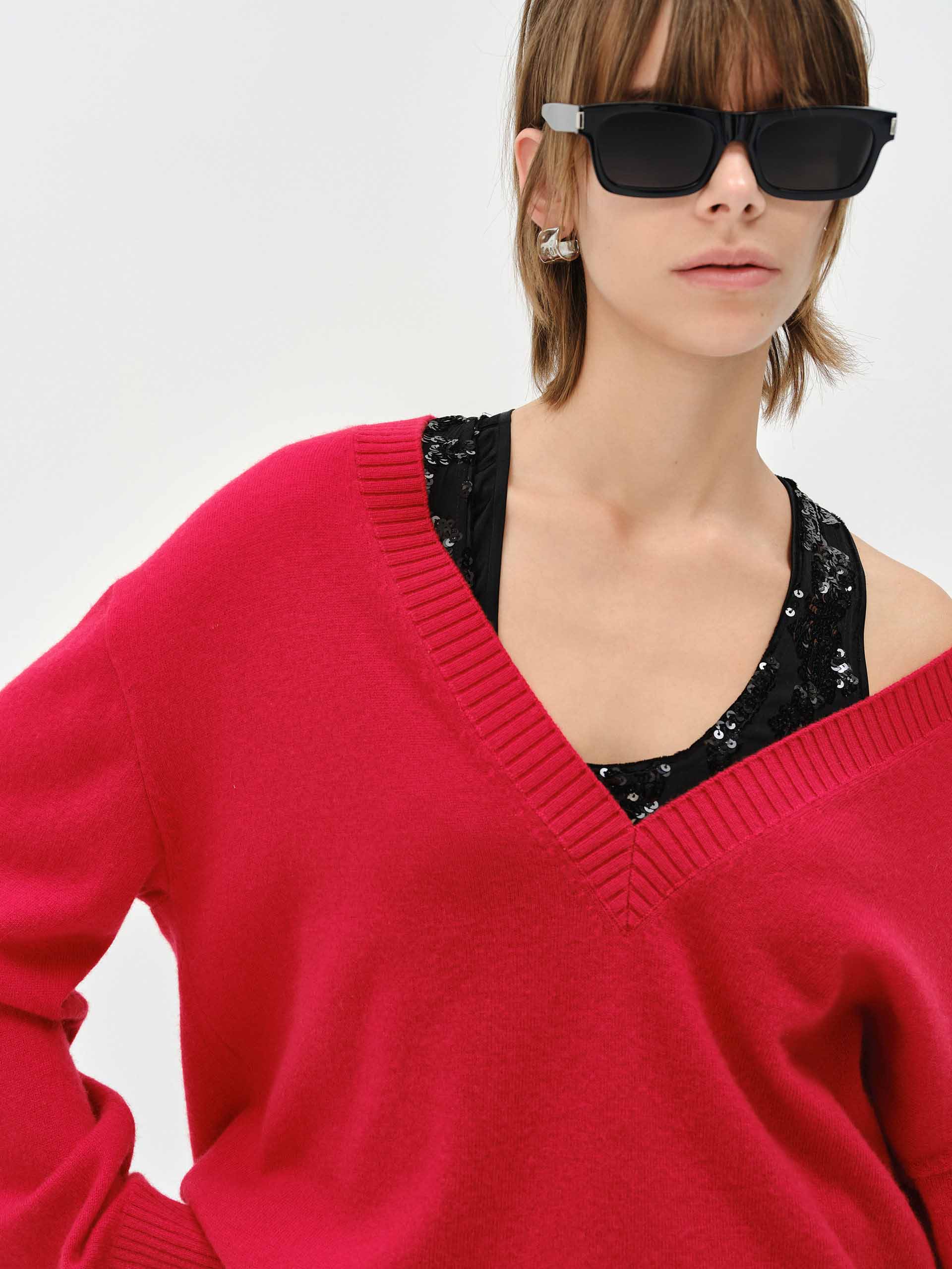 V-neck Loose Knit Sweater - Image 6