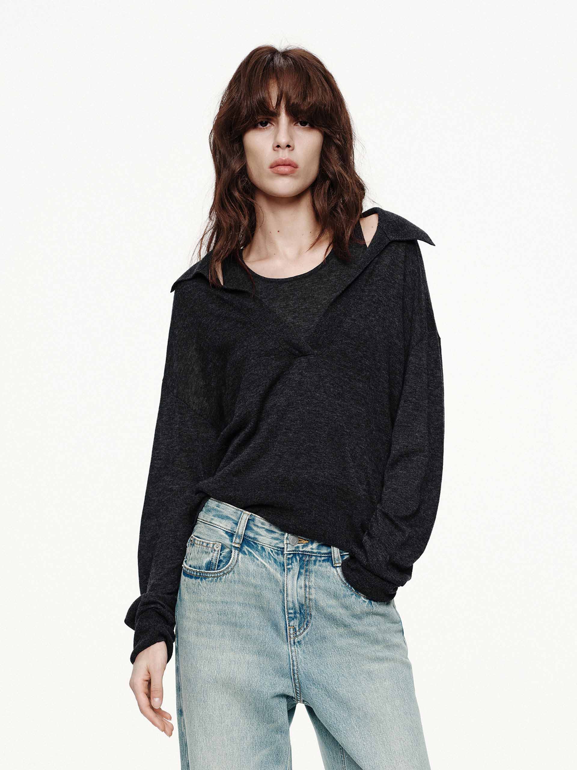 V-neck Relaxed Sweater - Image 7