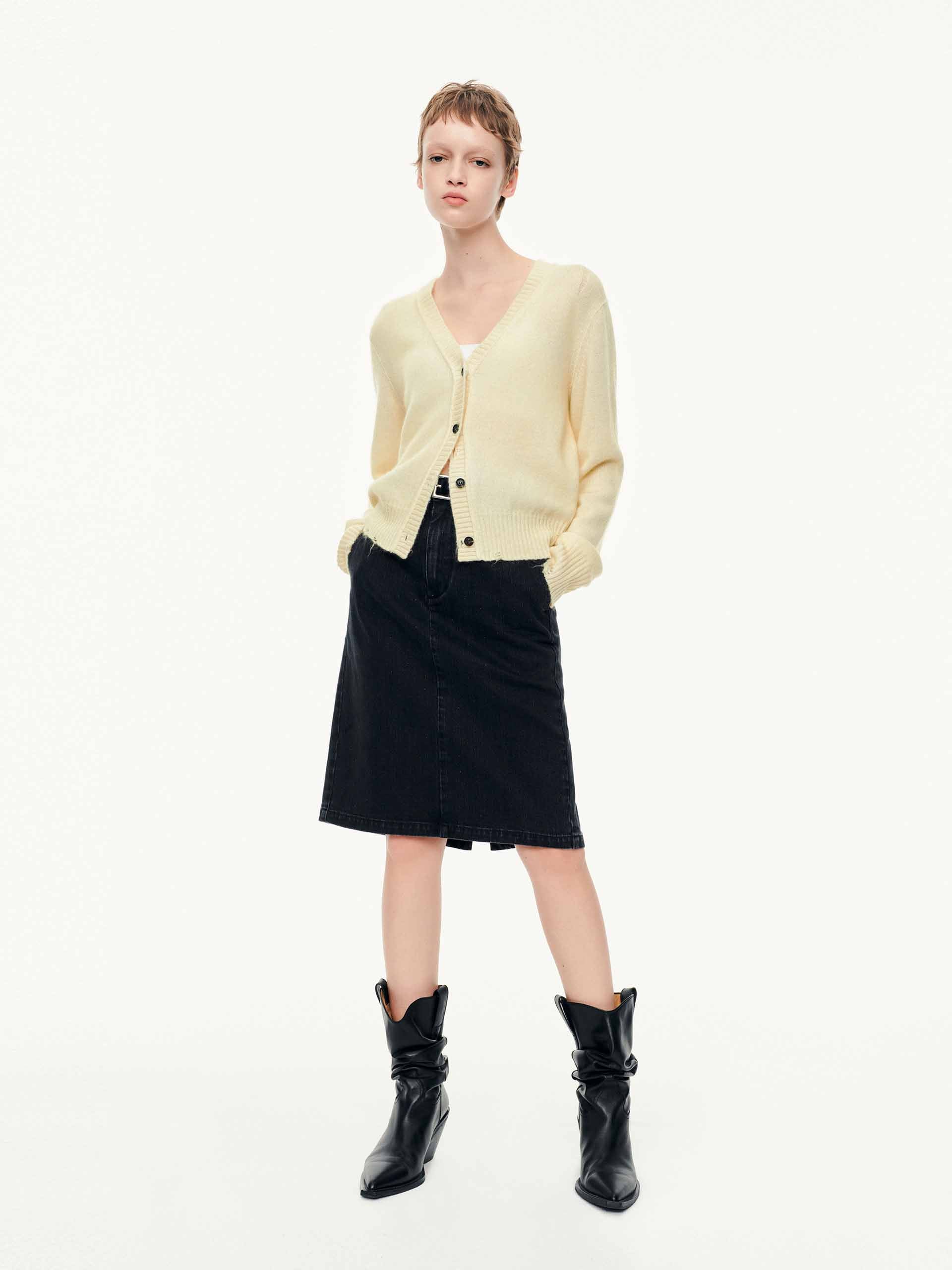 V-neck Ripped Cardigan - Image 9