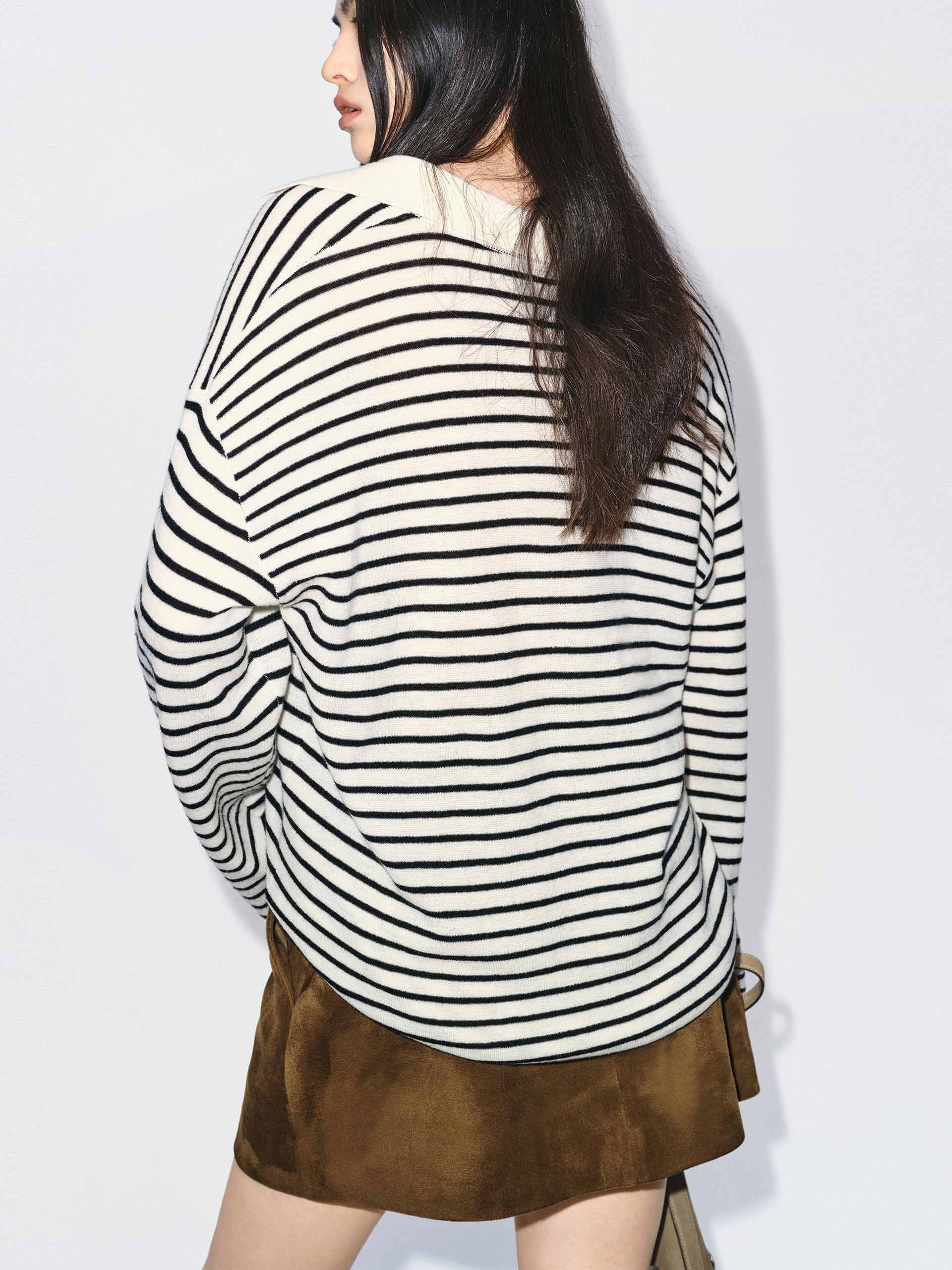 V-neck Striped Wool Sweater - Image 7