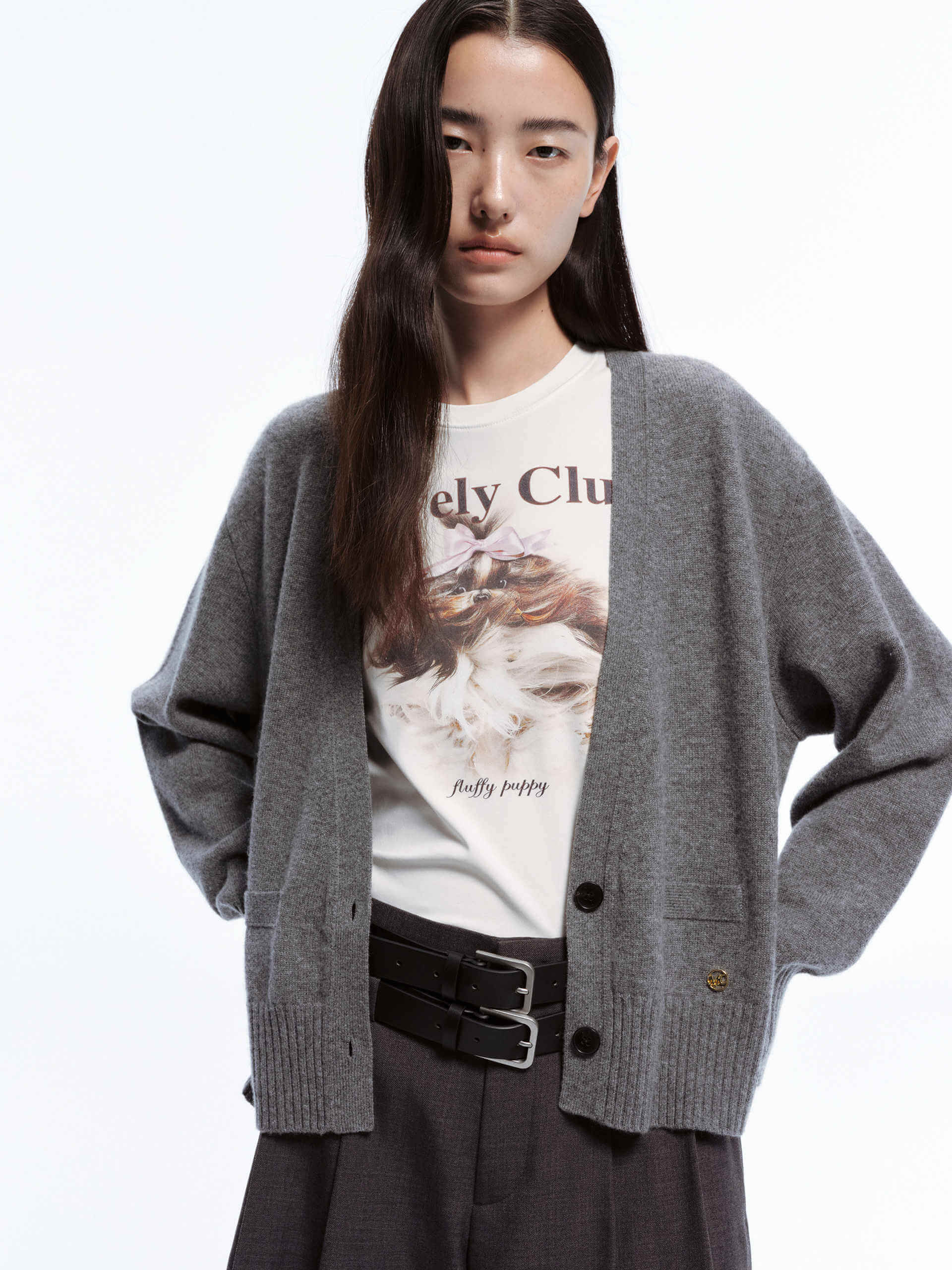 V-neck Wool Knit Cardigan - Image 9