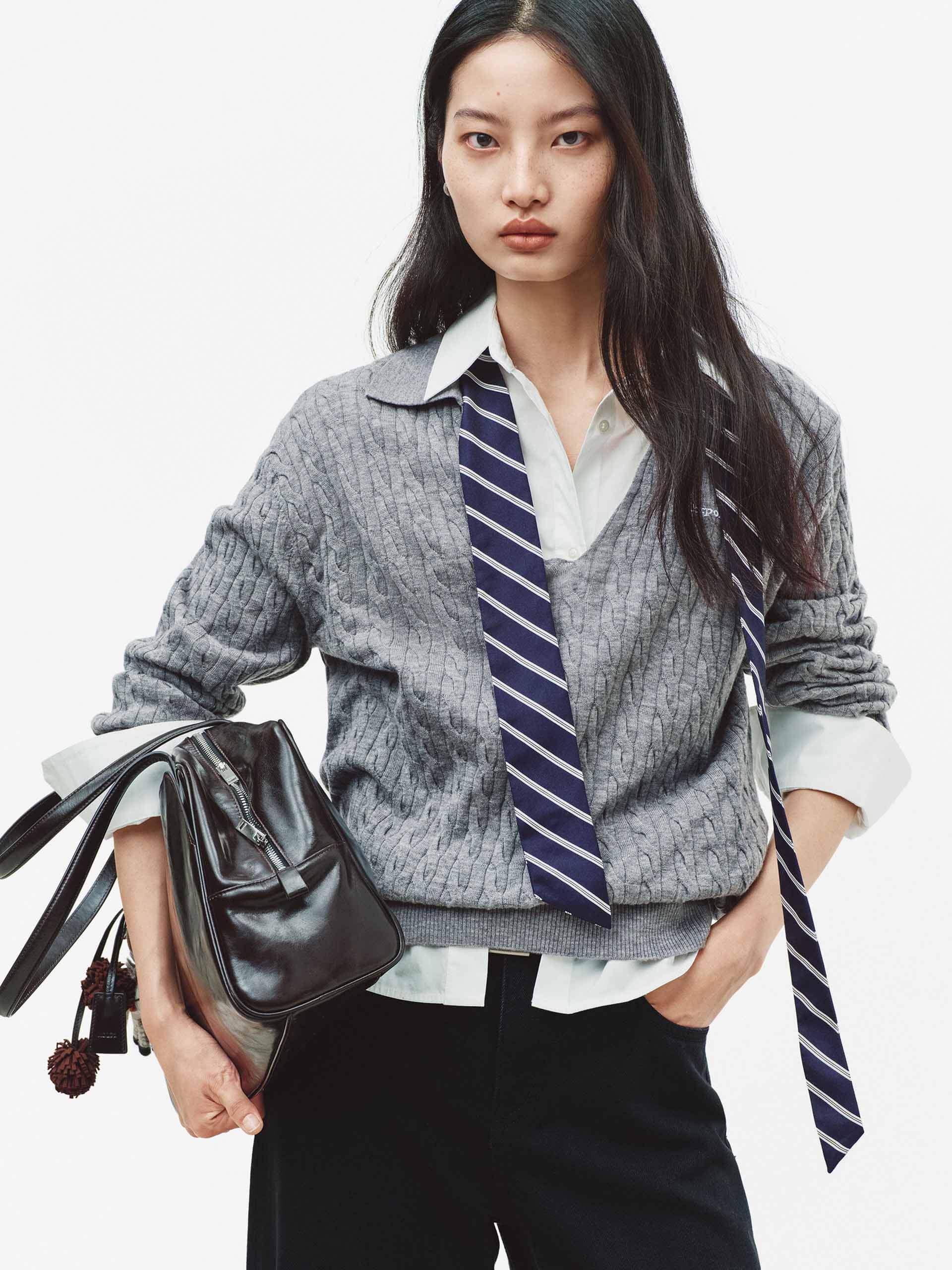 V-neck Wool Knit Sweater - Image 8