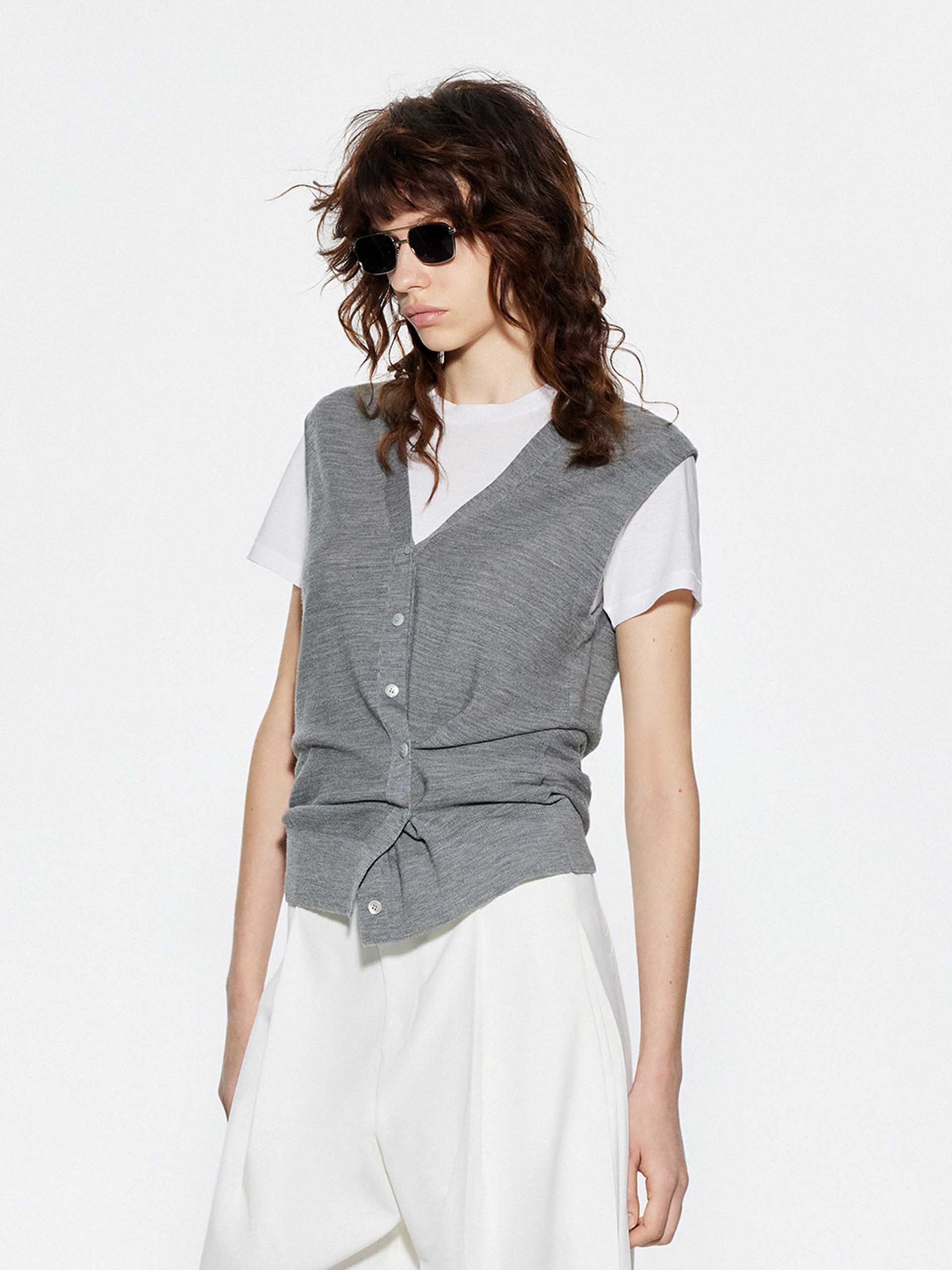 V-neck Wool Knitted Cardigan - Image 3