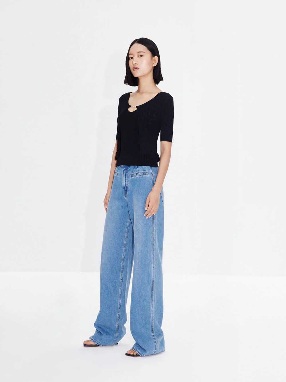 Wavy Hem Knitted Cardigan - Image 5