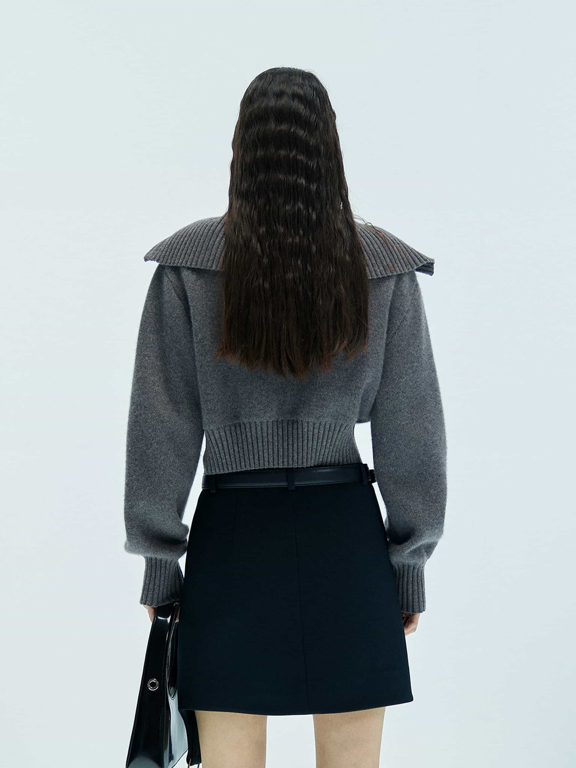 Wide Lapel Knitted Sweater - Image 14