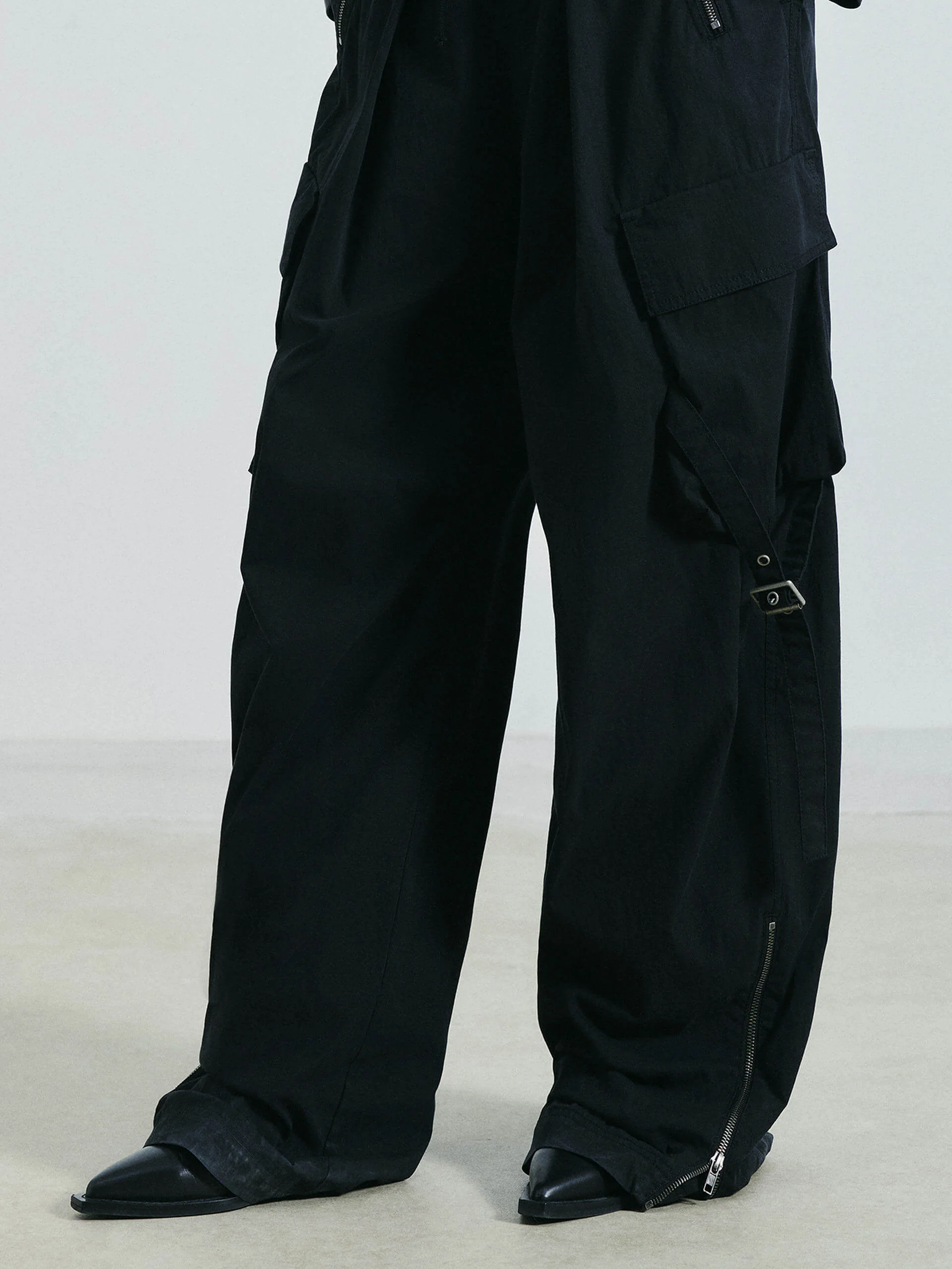 Wide Leg Cargo Pants - Image 16