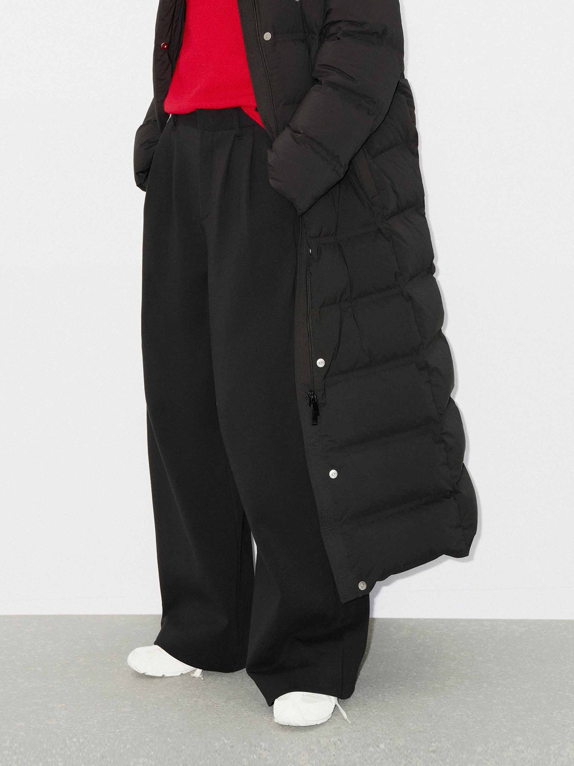 Wide Leg Pleated Sweatpants - Image 11