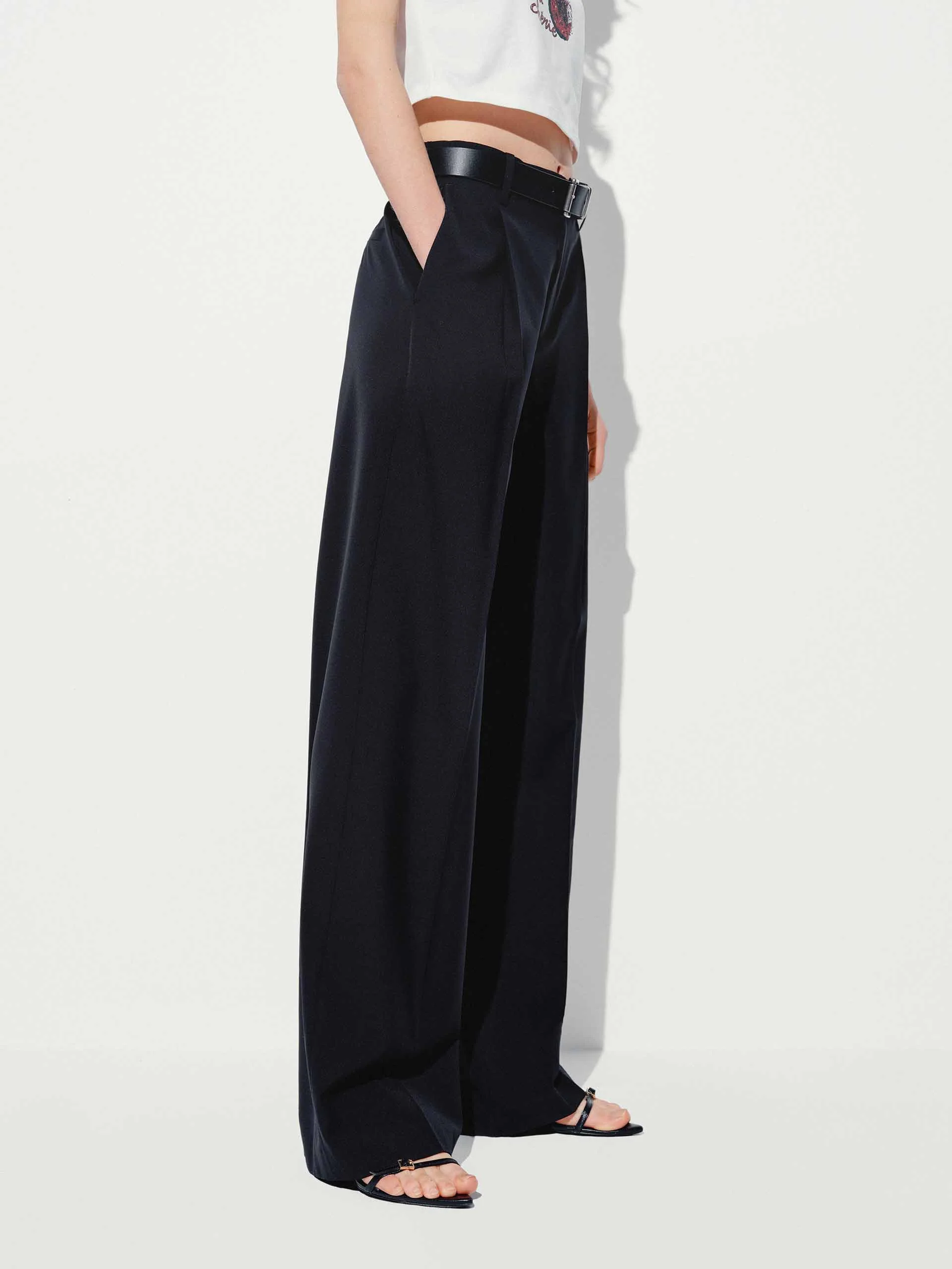 Wide-Leg Tailored Trousers - Image 14