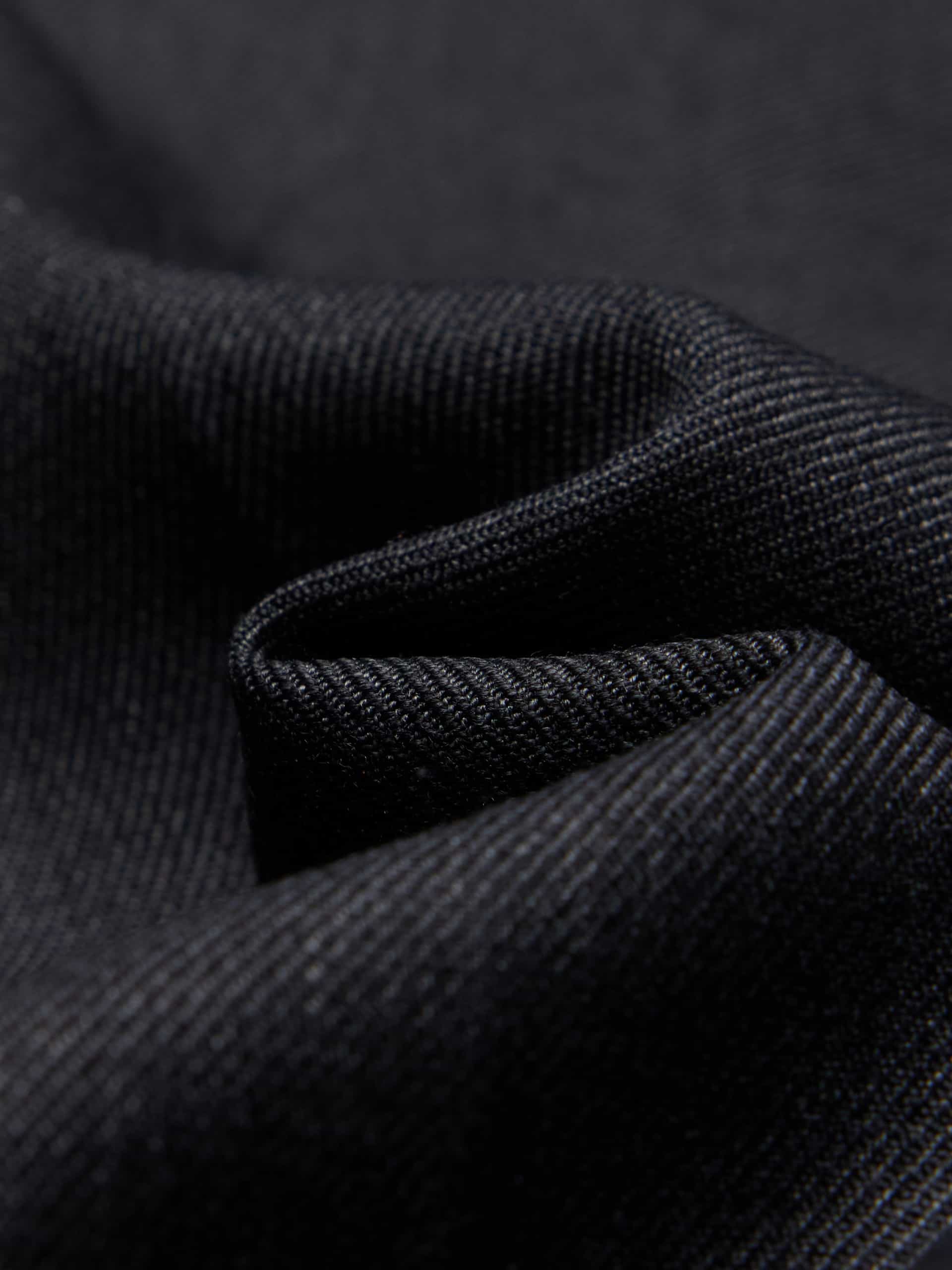 Wool Blend Belt Shorts - Image 10
