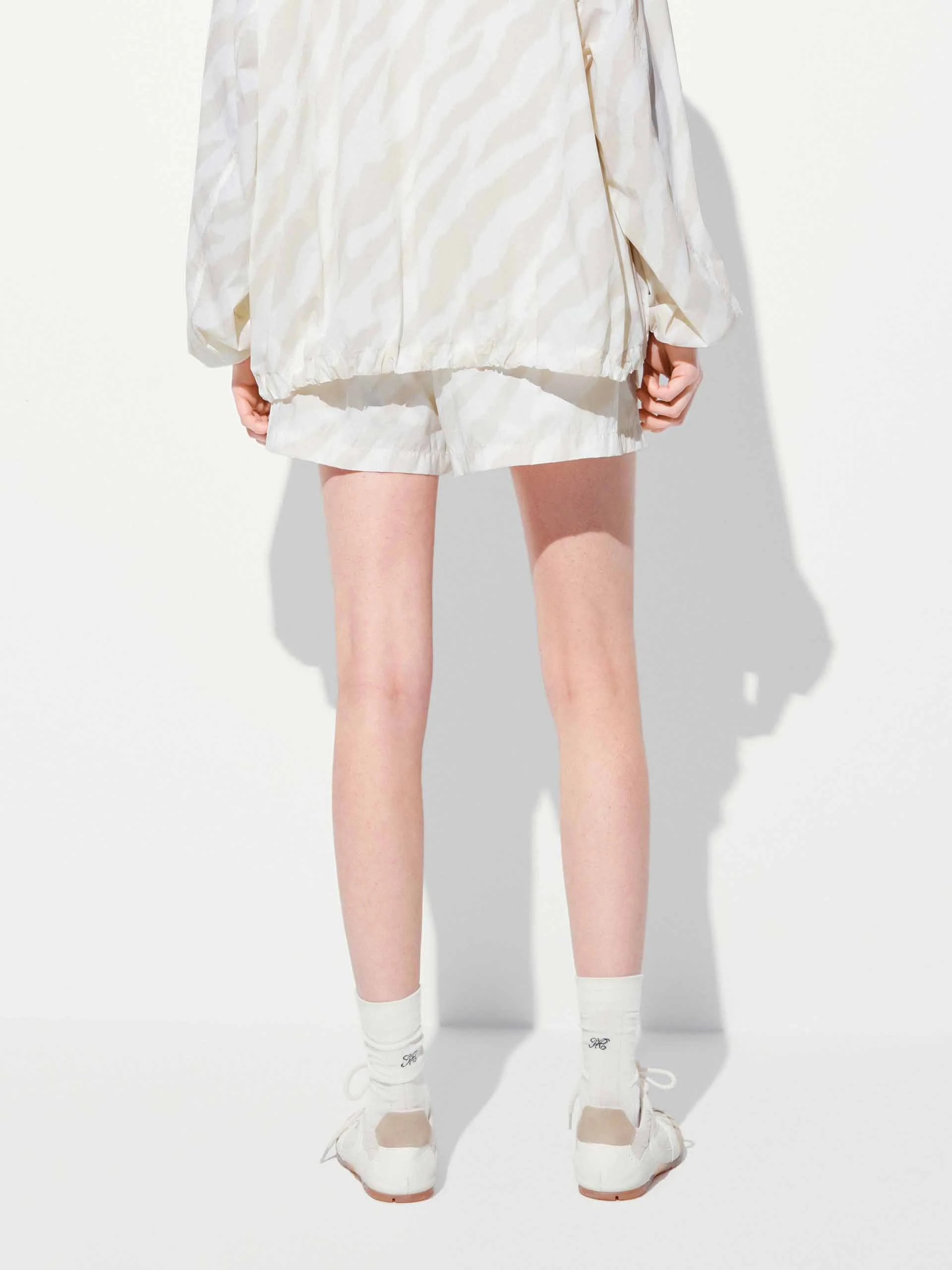 Zebra Pattern Elastic Shorts - Image 7