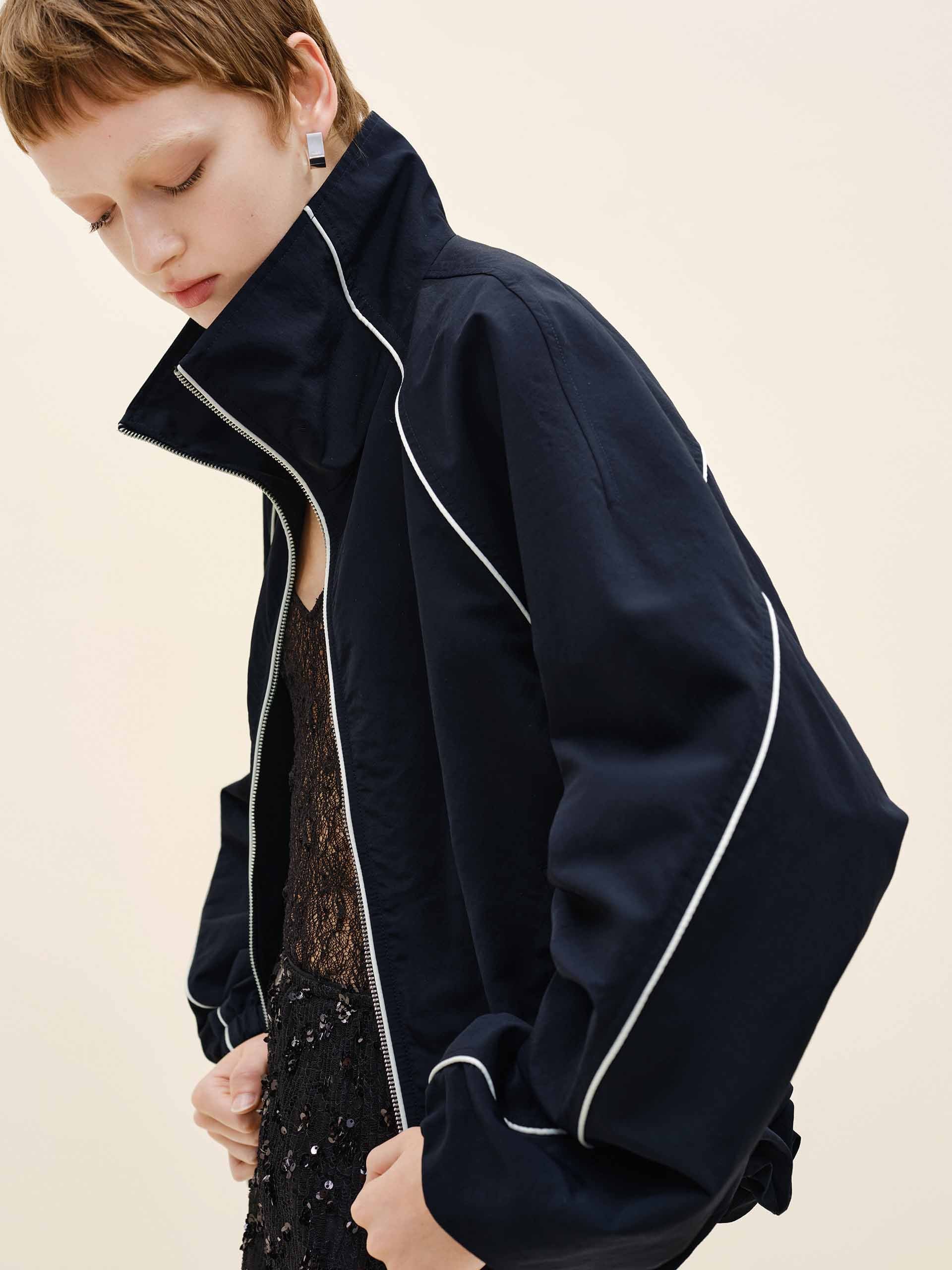 Zipper Closure Sport Jacket - Image 8